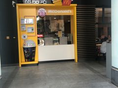 门面-麦当劳(华融店)