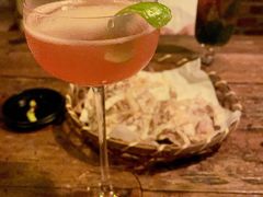 -城墙外BAR