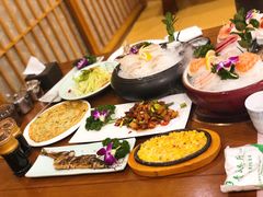 -青瓦餐厅·生鱼片·韩园烤肉(西塔店)