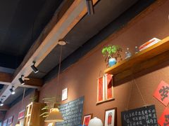 -巴卤社老火锅(财富店)
