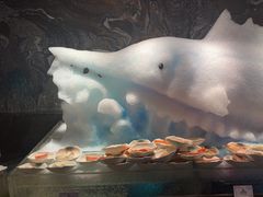 -雍容荟帝王蟹活龙虾展台自助(IFS黑金店)