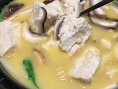 -青叶202都市餐厅(迪诺水镇店)