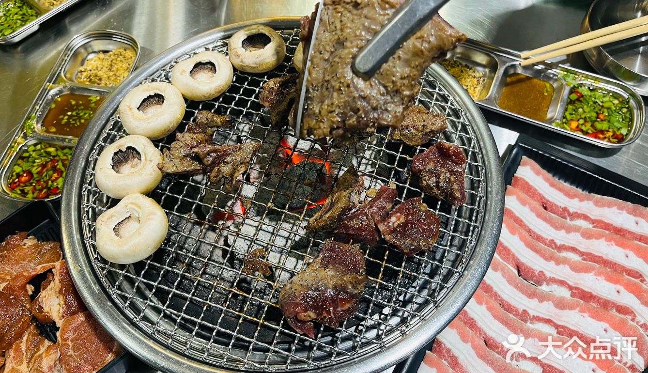 吃烤肉能有多happy❓❗️