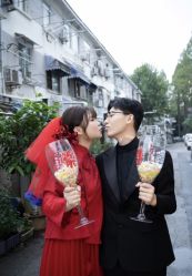 -雪中彩影婚纱摄影·微光艺术中心