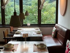 靠窗位-素描餐厅(灵隐天竺店)