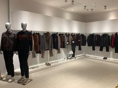 -王府井百货(中州中路店)