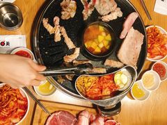 -江南猪肉商会无限续吃(弘大店)