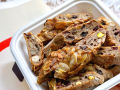 -HOT CRUSH趁热集合·现烤面包(上海环球港店)