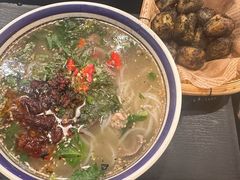 -云阿蛮云南生烫牛肉米线(奉贤路店)