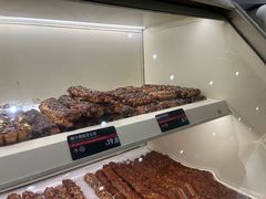 -HOT CRUSH趁热集合·现烤面包(上海环球港店)