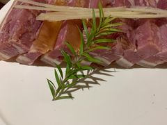 厚切镇江肴肉-苏小柳手作点心(控江旭辉分院)
