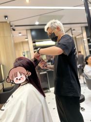 -HAIR CORNER
