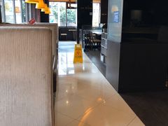 -必胜客(机场路店)