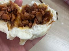 奥尔良鸡腿包-老陶包子铺(南大西南村店)