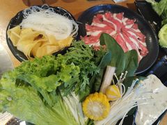 -呷哺呷哺 蔬菜畅吃(中发百旺店)