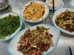 -邹胖哥好好吃餐馆(荔波美食街店)
