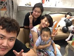 -汪正影业素摄儿童摄影工作室(星摩尔购物中心店)