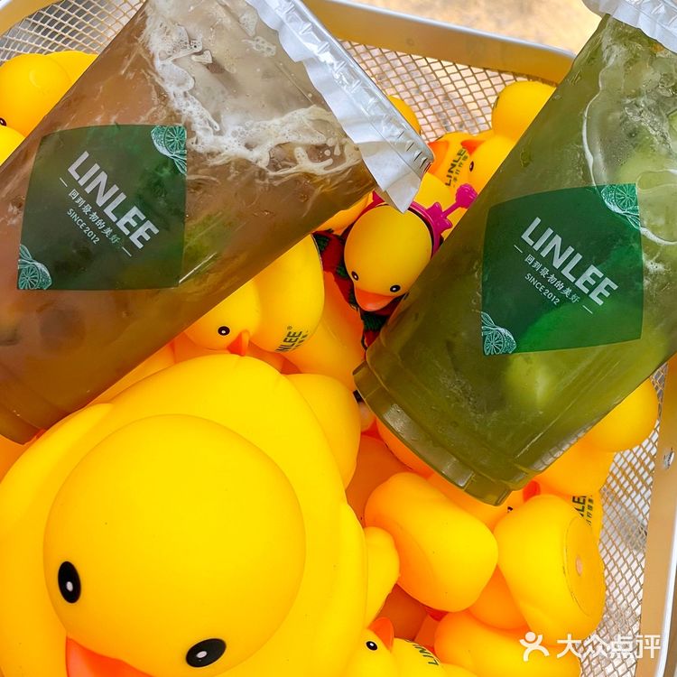 南京首家"喝柠檬茶送小黄鸭"🐥巨巨巨可爱