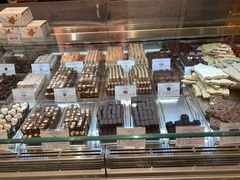 面包甜点陈列柜-VENCHI 闻绮(北京国贸商城店)