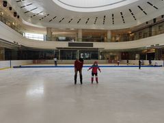 -陈露国际冰上中心(天津嘉里汇店)