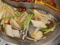 -沸炉重庆老火锅(军事博物馆店)