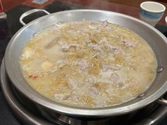 -老来福·非遗酸汤兔(凯旋路店)