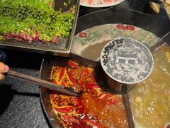 -三出山火锅(南京万象天地店)