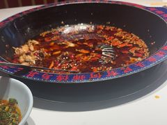 -何师傅美蛙鱼头(汉街店)