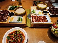 片皮鸭-张烤鸭·川菜·非遗冒烤鸭(青石桥店)