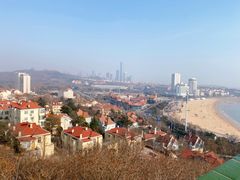 -万和春排骨砂锅米饭(新业广场店)