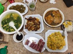 -山里人家土菜馆(茅山店)