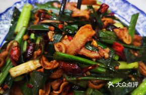 Garlic Stir-fried Pork Strips