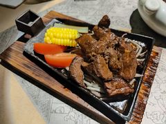 铁锄牛排-穹六人间 people 6(岳阳路店)