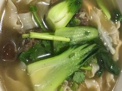 -YI PIN JU 一品居中餐厅 中国超市