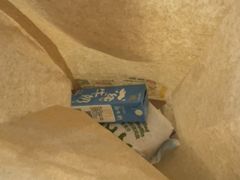 -麦当劳(上海虹桥站30B检票口楼上)