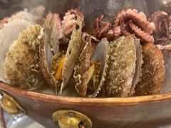 -一口猪海鲜浑锅·东北家常菜