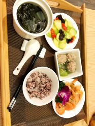 -海豚湾高端月子会所(黄浦店)