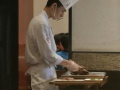 片烤鸭师傅-四季民福烤鸭店(前门廊房二条店)