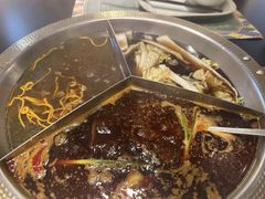 -廖掌柜·重庆鲜货火锅(上海首店)