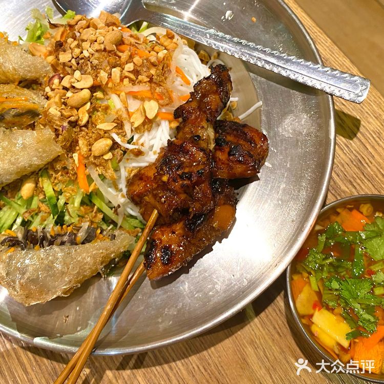 听说肥豚把正宗🇻🇳越南菜开到老西关啦！