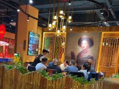 -老滇山寨•云南特色菜•地方菜•民族风情歌舞表演(金碧店)