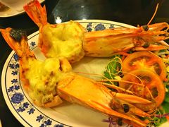-J Daeng Seafood