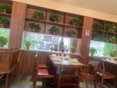 -四点金粥底火锅(沂州里店)