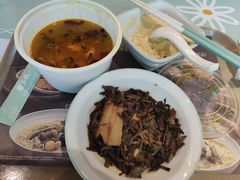-老乡鸡(上海品尊国际中心店)