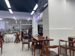 -王二妹夫妻肥肠粉