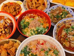 -爆炸头阿姨小四川正宗川味小吃(无任何分店)