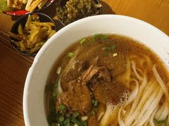 -矮子粉店1985·长沙米粉(湘春路店)