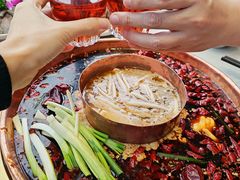 -朗塗老味火锅·江景无人机(长嘉汇店)