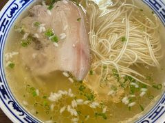 枫镇大肉面肉13面17-同得兴 Since·1995 传统苏式面馆(嘉馀坊店)