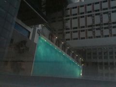 -广州天河希尔顿酒店